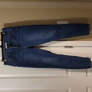 Women's Ellen Tracy Jean's size 6